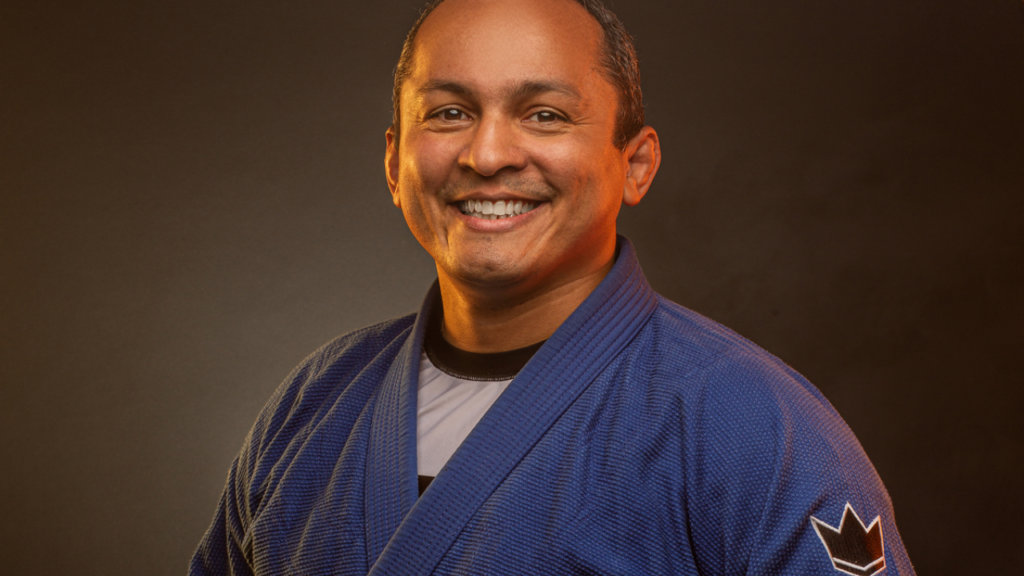 Reportagem da imprensa sobre prisão temporária de Melqui Galvão decretada pela Justiça de São Paulo